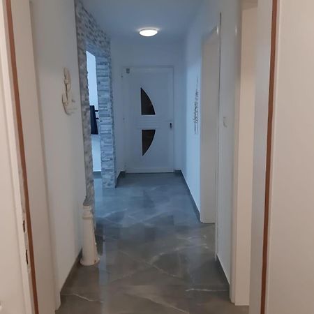 Bodul M. Διαμέρισμα Vir Δωμάτιο φωτογραφία